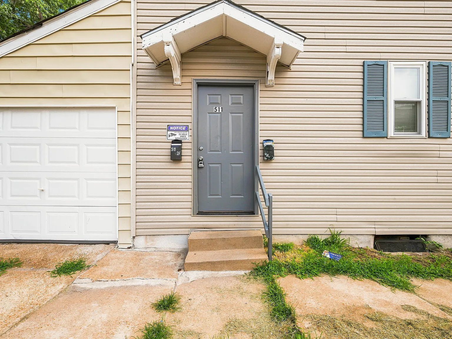 2 bed, 999 sqft, $975 — Photo 2