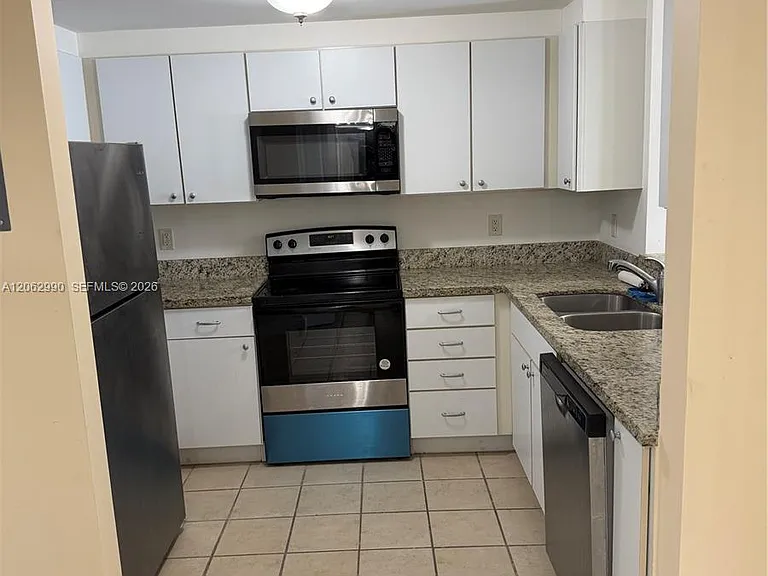 1250 S Miami Ave #1912 — Photo 3