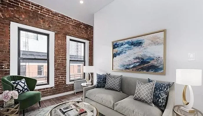 Rented by REAL New York | media 14