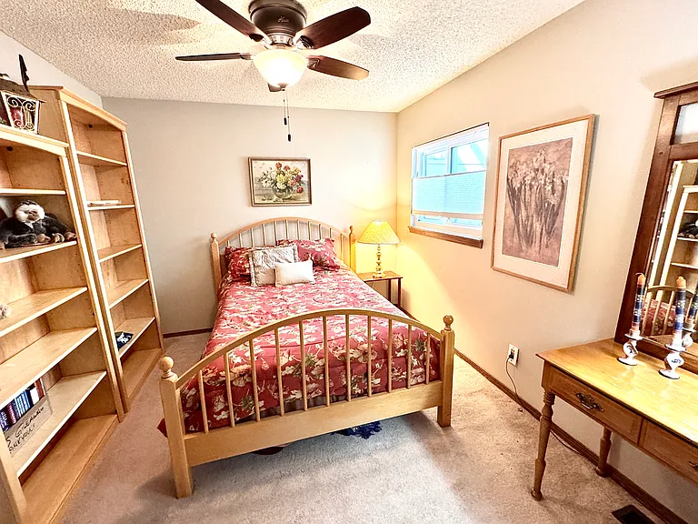 8435 Pepperridge Dr — Photo 8