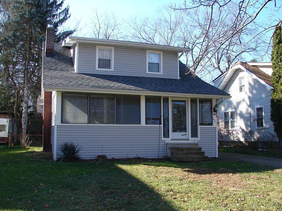 1st image of 424 E Park Blvd