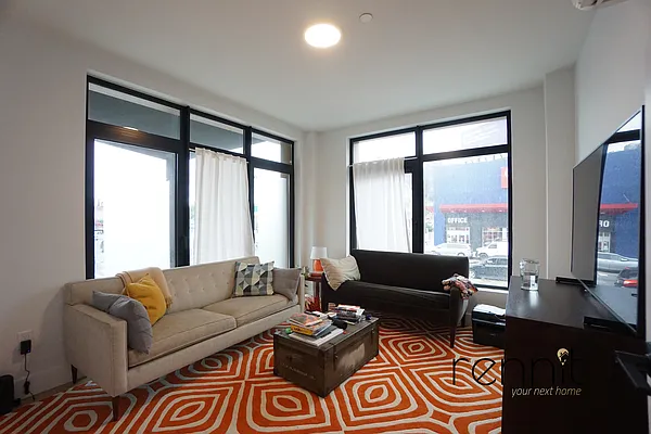 Rented by Rennit Inc. | media 6