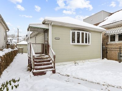 2164 N Mobile Ave, Chicago, IL, 60639