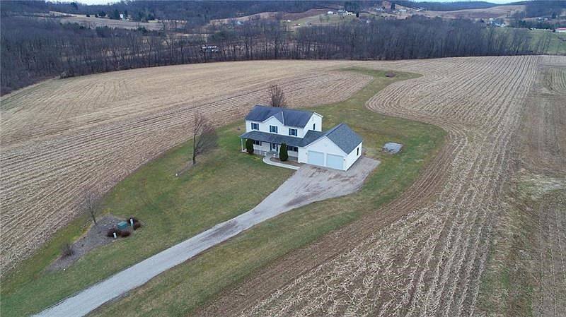 Welcome Home to 225 Logan Road