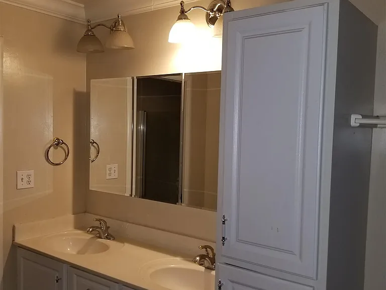3408 Moonview Dr — Photo 6