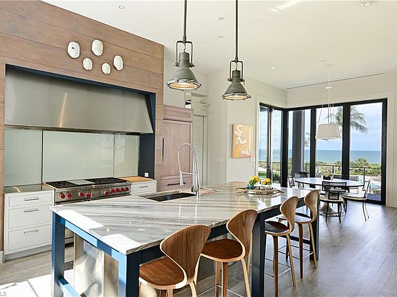 5th image of 229 Barefoot Beach Blvd