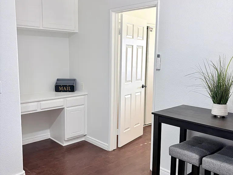 2476 H Najera Ave — Photo 5