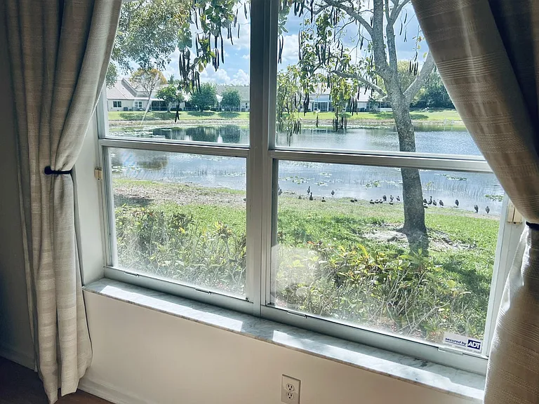 10614 Lake Shore Dr — Photo 42