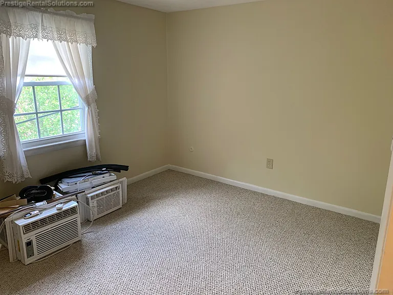 40 Dinan Dr #21 — Photo 9