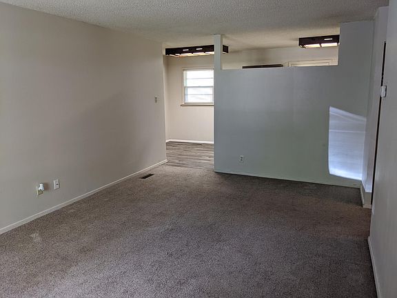 Living room - view from front door