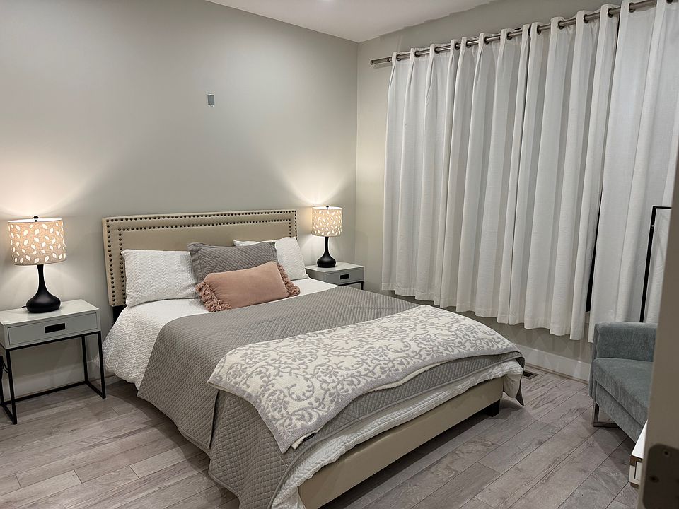 Master Bedroom for Rent