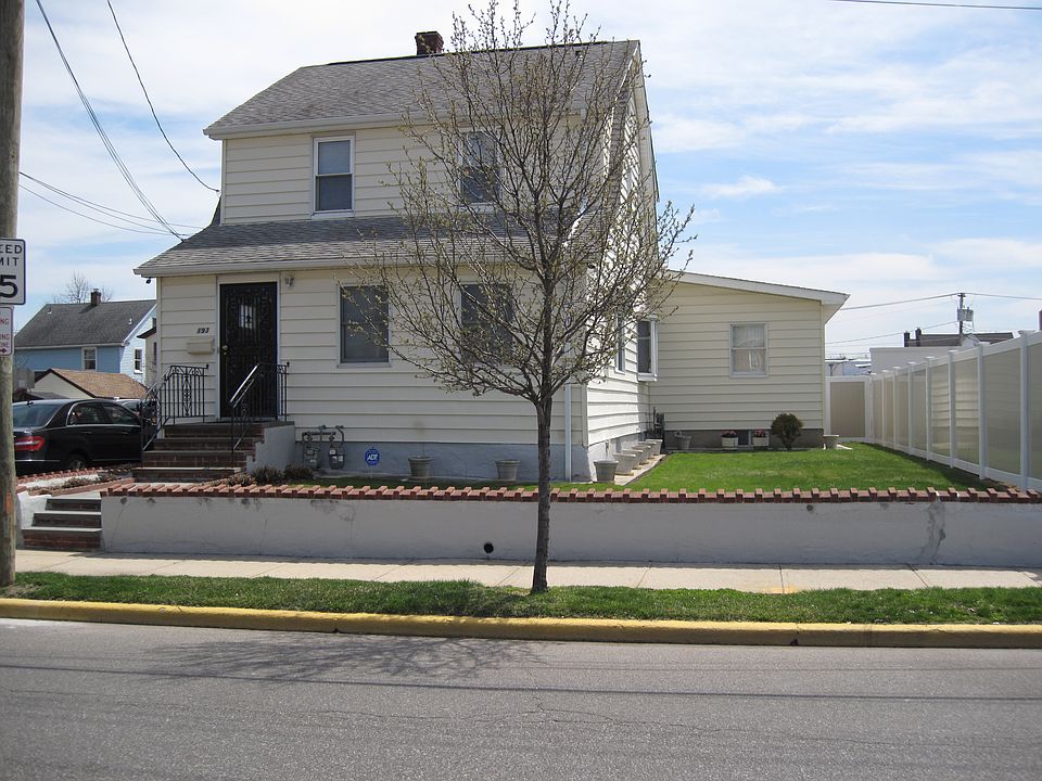 1st image of 193 Washington Ave