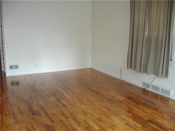 4th image of 532 Cornell Ave