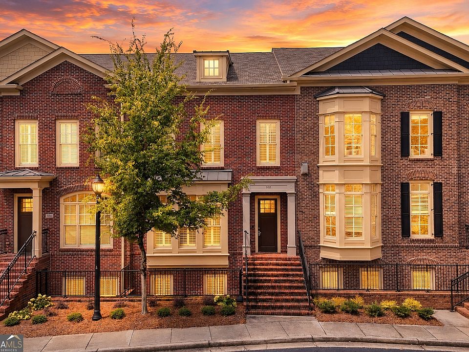 1st image of 102 Riversgate Dr