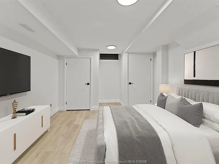 9248 Esplanade Dr #BASEMENT — Photo 13