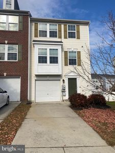 29 Council Ct, Falling Waters, WV, 25419