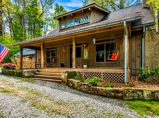920 Sapphire Post Office Rd, Cashiers, NC 28774
