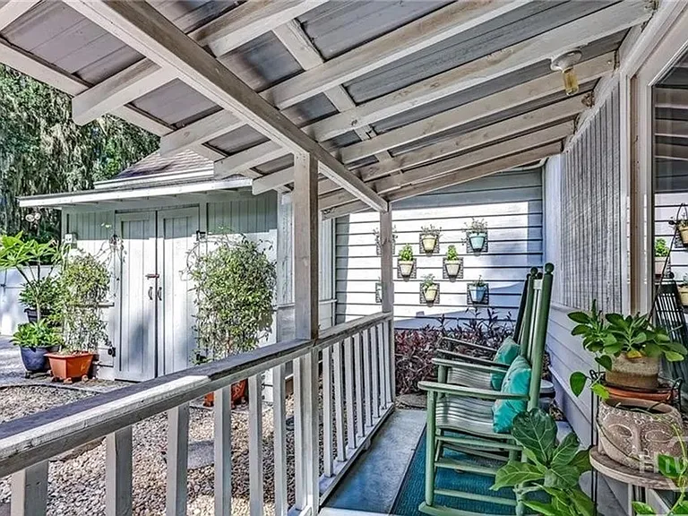 5020 Laroche Ave — Photo 40