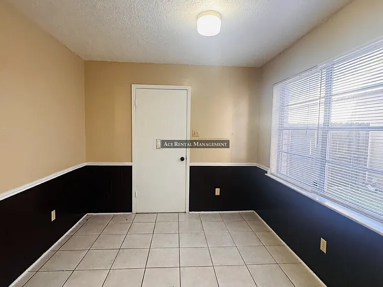 331 Pinchback Rd — Photo 10