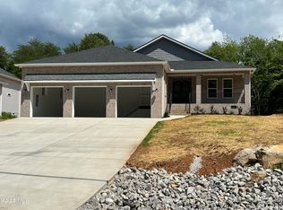 163 Dudala Way, Tellico Plns, TN 37774