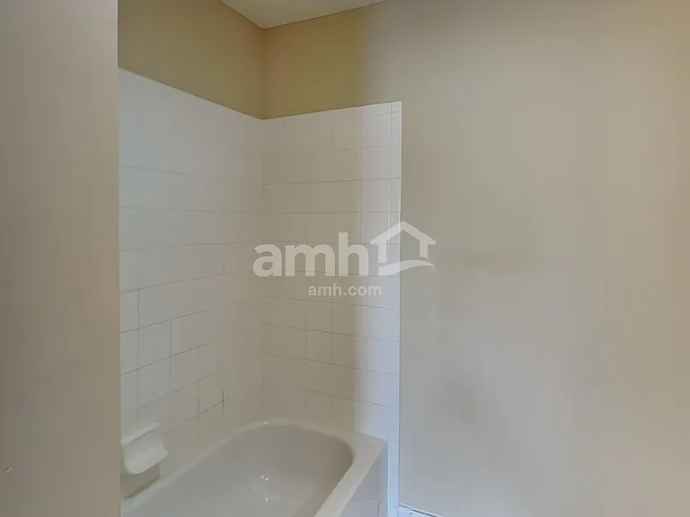 575 Virginia St — Photo 12