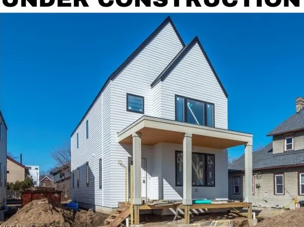 2304 W 19th St, Cleveland, OH 44113