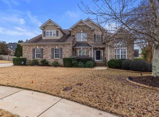 8 Middleberry Ct, Greer, SC 29650