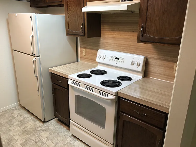 914 W Meadowmere Ln — Photo 9