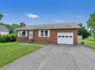 255 Main St, Gorham, ME 04038