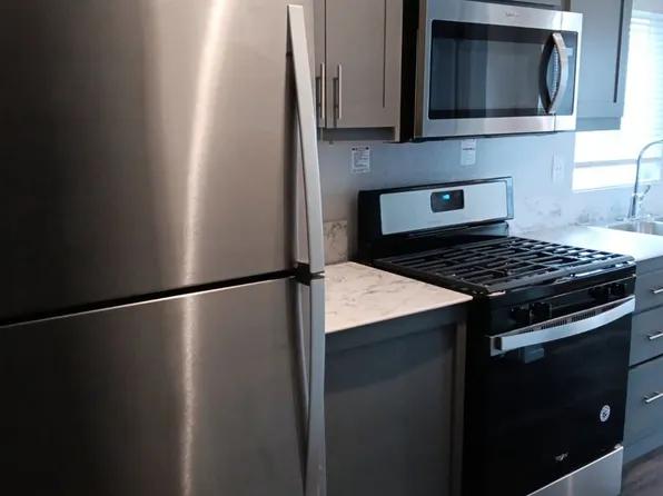 Anthony's, 2301 Beach Ln, Lakeport, CA 95453