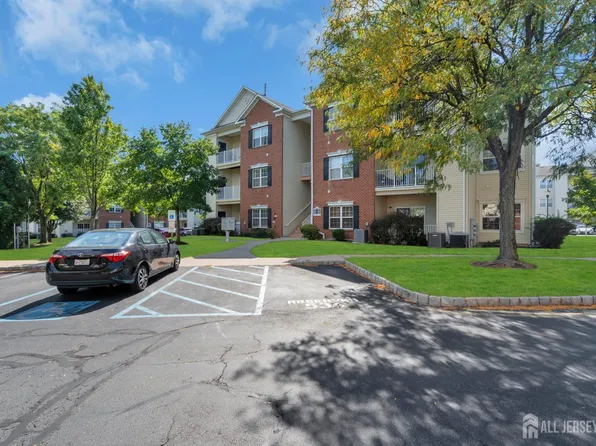 511 Coppola Dr, South Plainfield, NJ 07080