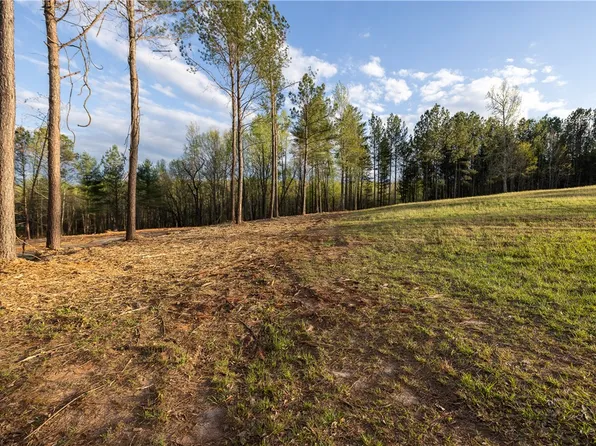 4637 Howe Rd, Greer, SC 29651