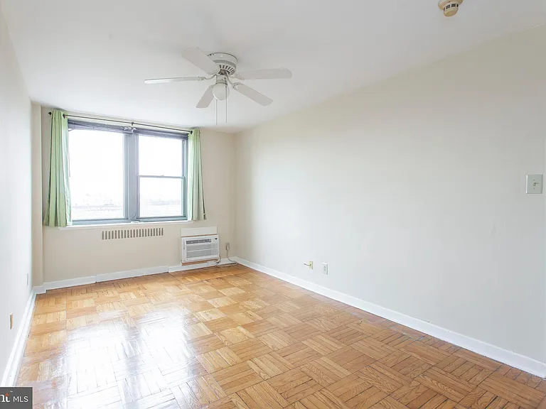 2601 Pennsylvania Ave #711 — Photo 22