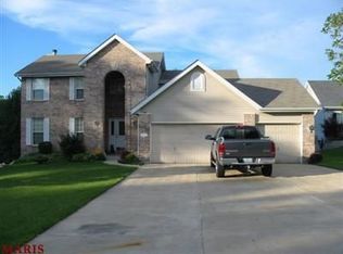 4633 Ambsdale Ct, Saint Louis, MO 63128