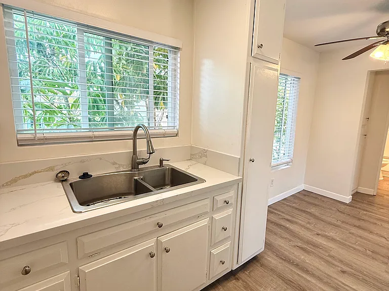 3051 Meade Ave #17 — Photo 8