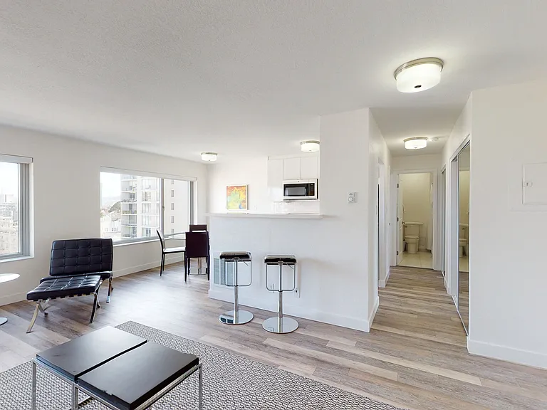 Clay Park Tower Apartments — Photo 12