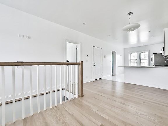 4th image of 2343 N Irving Park #1S