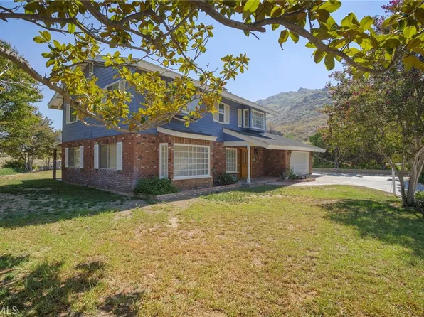 12065 Westwood Ln, Grand Terrace, CA 92313