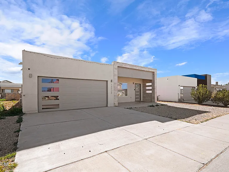 14724 Mountain Breeze Ave — Photo 2