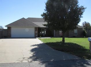 503 Checotah Dr, Checotah, OK 74426