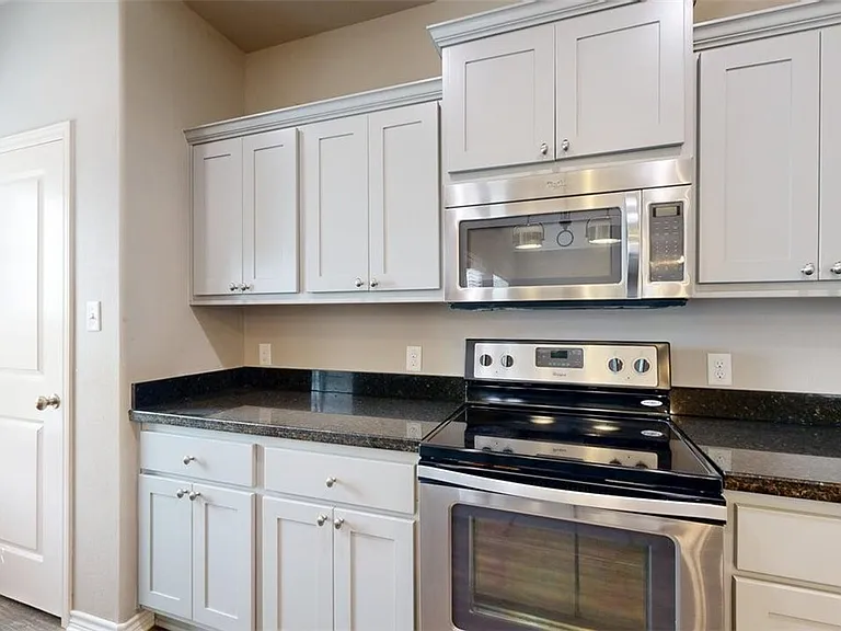 3519 Summerway Dr — Photo 8