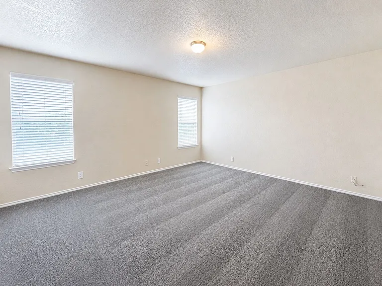 5526 Spring Walk — Photo 11