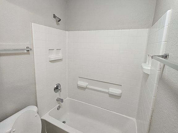 3rd image of 8230 San Jose St