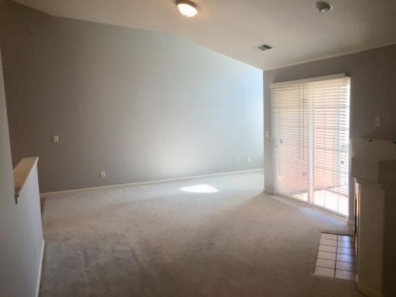 4th image of 5151 29th St Unit 808