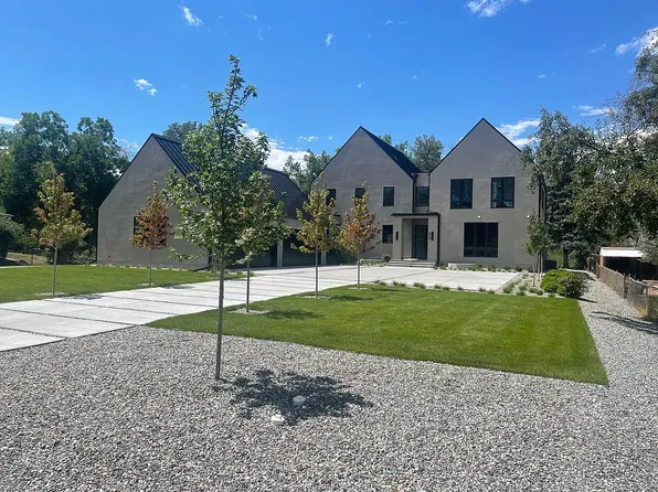 915 Kendall St, Lakewood, CO 80214