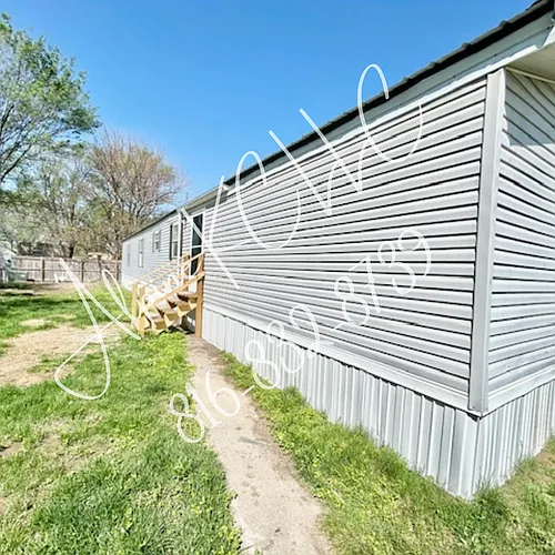 5601 SW Lakefront Ln S Photo 1