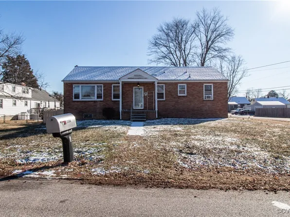 2504 Gordon St, Hopewell, VA 23860