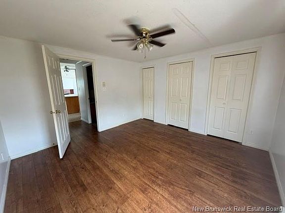 4th image of 64 Orchard Cres