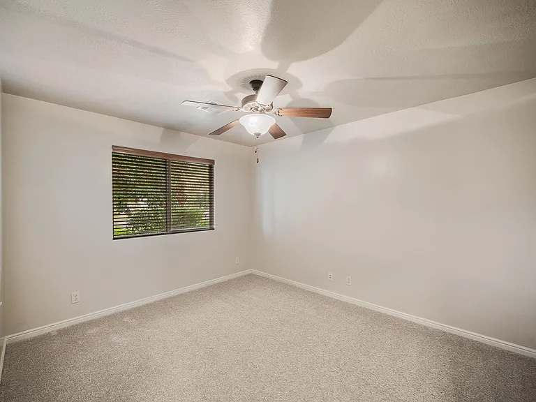 3945 S 20 E — Photo 15