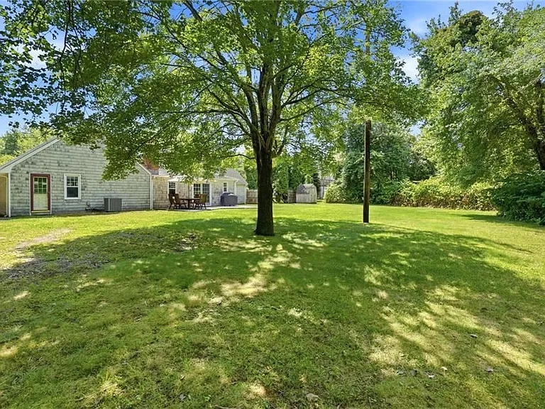6 Lakewood Dr — Photo 44